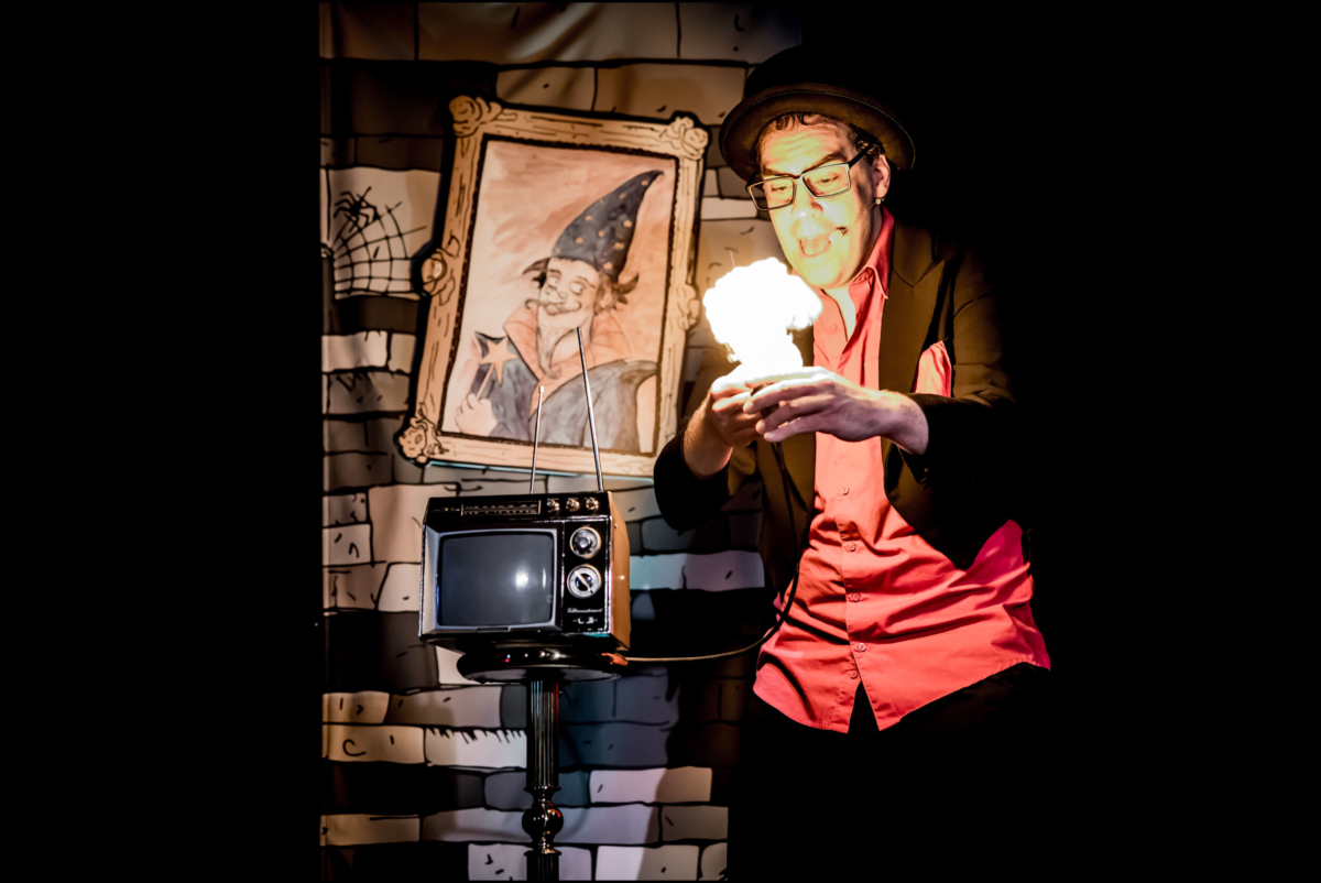 Kinderzauberer Zauberer Nürnberg Würzburg Zappalott und das Gespenst aus der Gießkanne